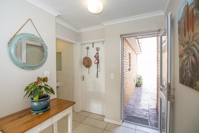 2 Bedroom Property for Sale in Heathfield Western Cape